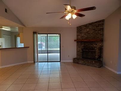 Building Photo - Spacious 3 bedroom house with large screened back porch