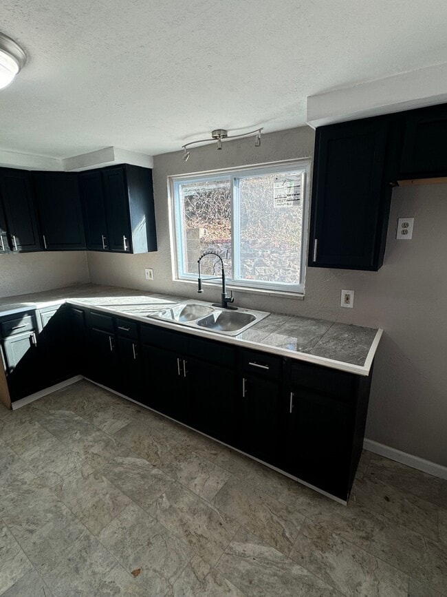 Photo - 908 Benwood Ave House