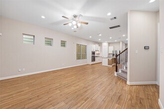 Building Photo - 10408 Quiet Courtyard Rd