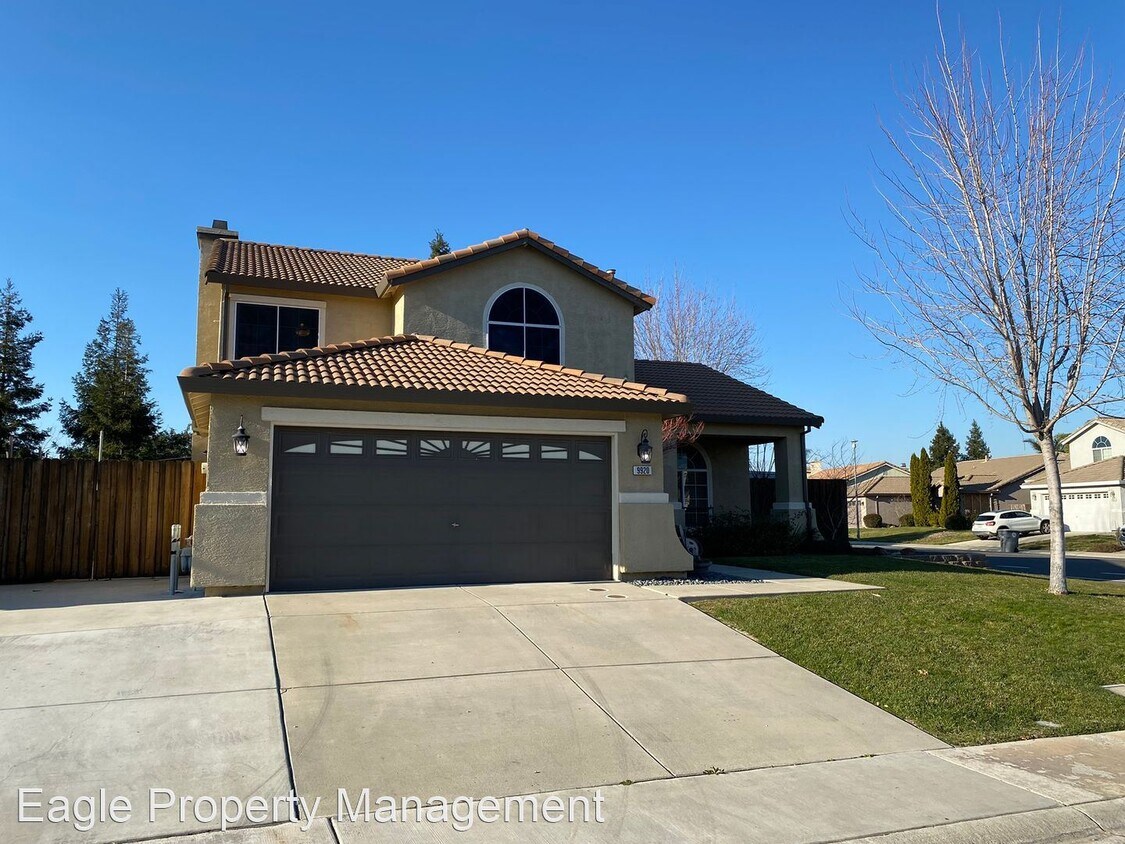 Primary Photo - 4 br, 3 bath House - 9920 Trapani Way