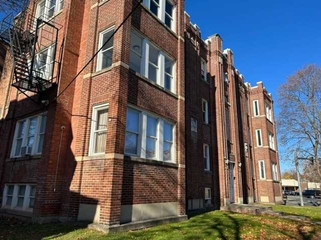 Foto del edificio - 400 Church St