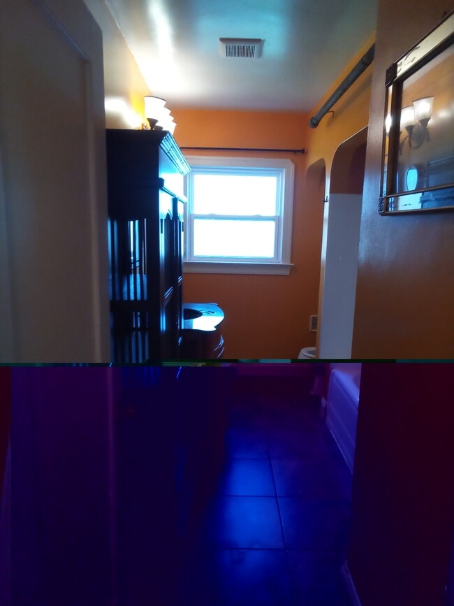 Building Photo - 1426 Amador St