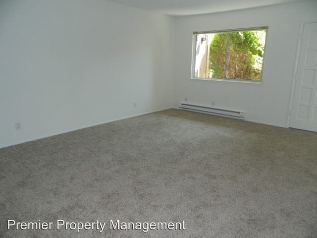 Building Photo - 2 br, 1 bath House - 399 Sierra Street Unit T