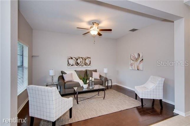 Foto del edificio - 19444 Whispering Brook Dr