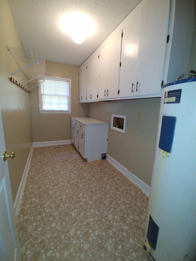 Building Photo - 3006 Autumn Ave