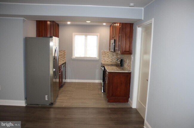 Building Photo - 57 Neptune Ln