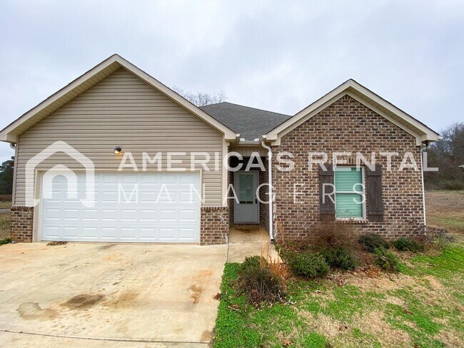 Foto del edificio - DEPOSIT PENDING! MOVE-IN SPECIAL!!! - Home for Rent in Weaver, AL...Available NOW!! - ONE FREE MO...