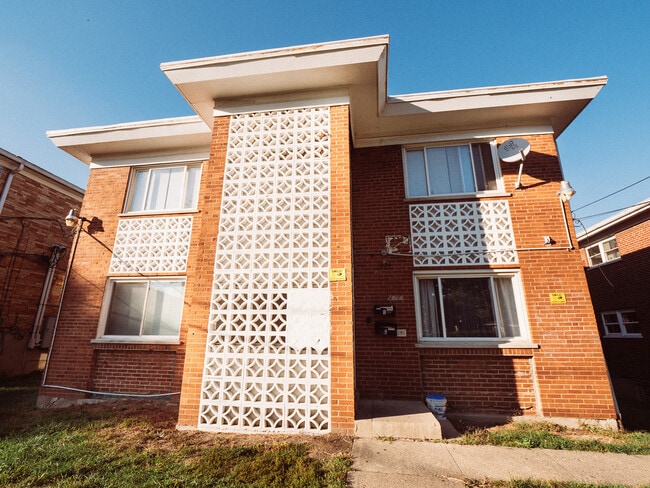 Photo - 1634 Crest Hill Ave (Cincinnati, OH) Townhome