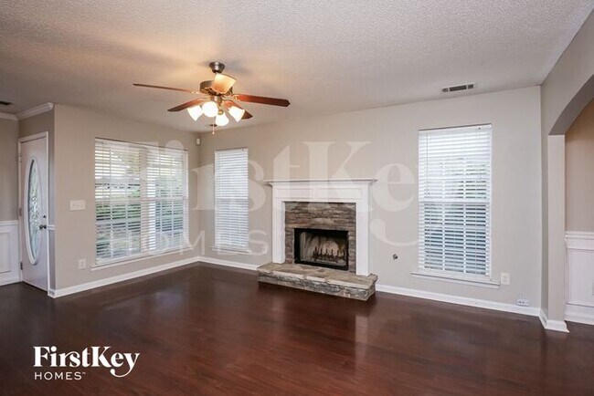 Foto del edificio - 148 Red Hawk Dr