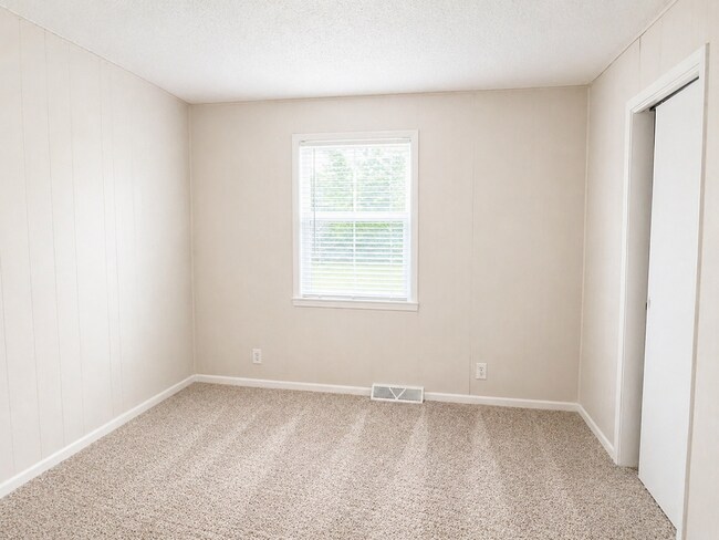 Foto del edificio - 3419 County Rd 1400 E