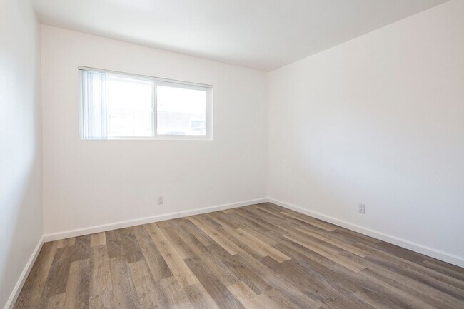 Foto del edificio - 6740 Sabado Tarde Rd