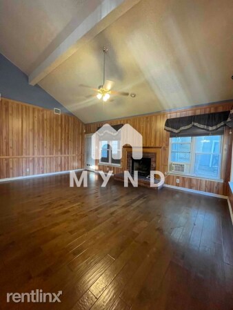 Building Photo - 4 br, 2.5 bath House - 4830 Fern Lk