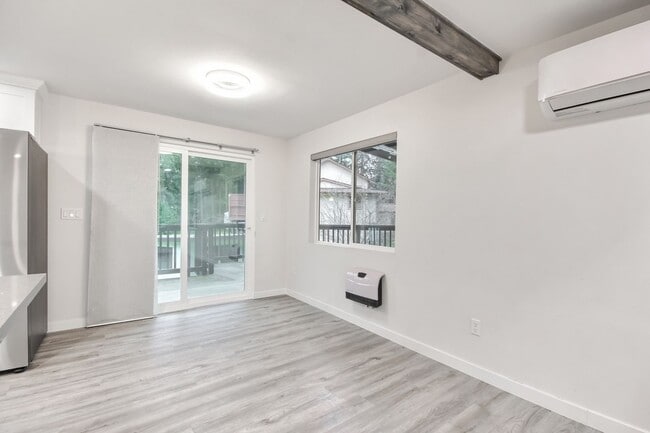 Foto del edificio - Beautifully renovated Home Briarwood!