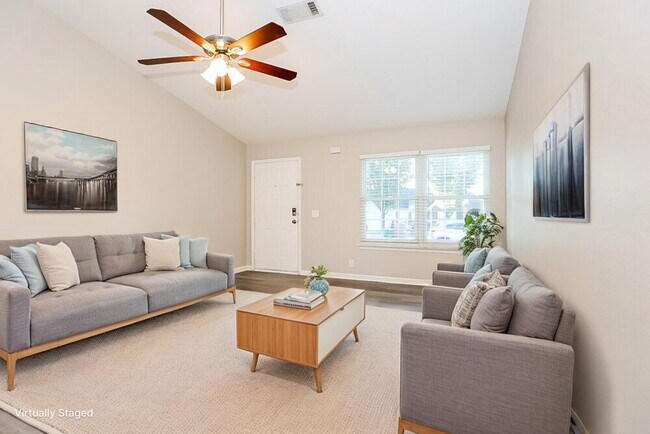 Foto del edificio - 7552 W Winchester Dr