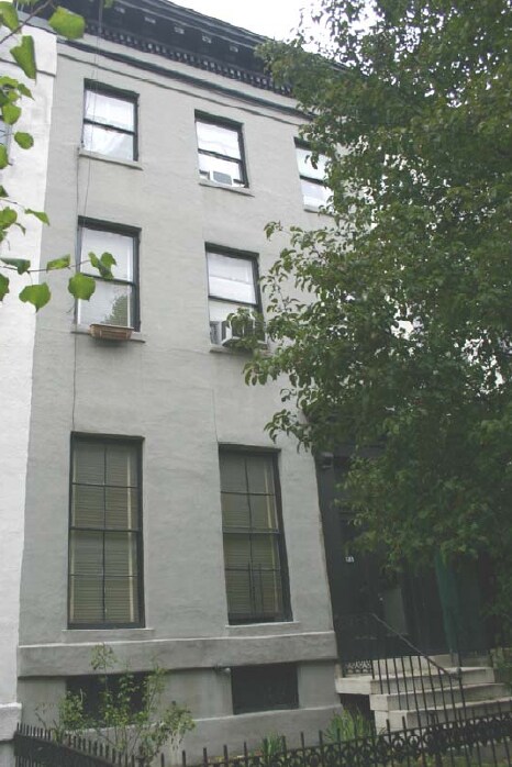 Building Photo - 912 Saint Paul St