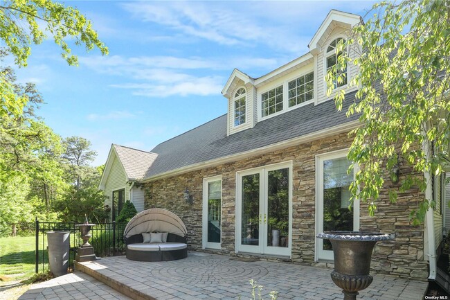 Building Photo - 26 Bellhaven Rd