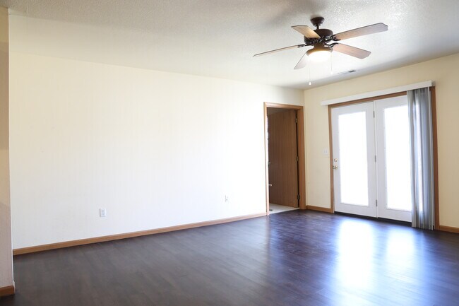 Foto del edificio - 22635 Hollow Oak Ln