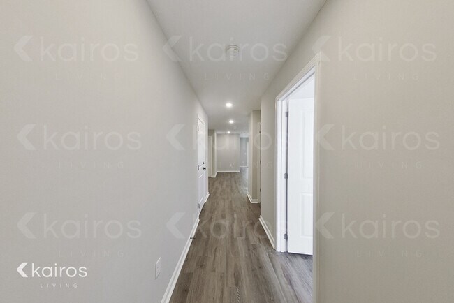 Foto del edificio - 156 Cottage Grove Rd.
