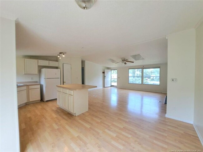 Building Photo - 110 Pine Haven Dr