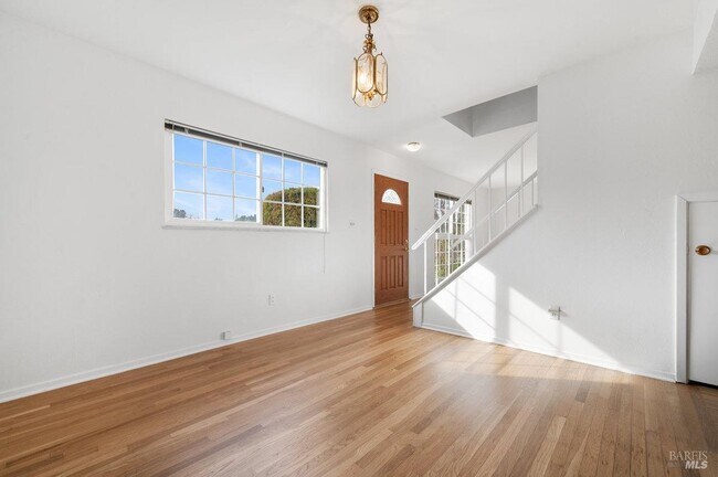 Building Photo - 21 Windward Dr