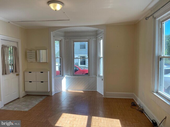 Foto del edificio - 9504 Fairview Ave