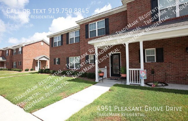 Foto del edificio - 4951 Pleasant Grove Dr
