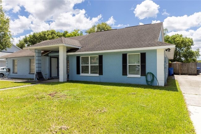 Foto del edificio - 3242 Laurel Dale Dr