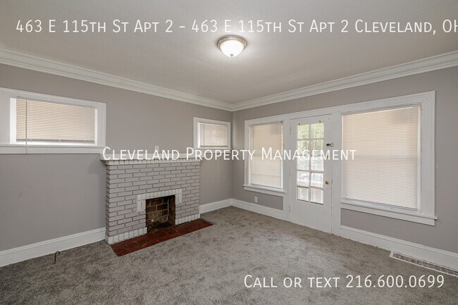 Foto del edificio - Renovated Cleveland Quadplex