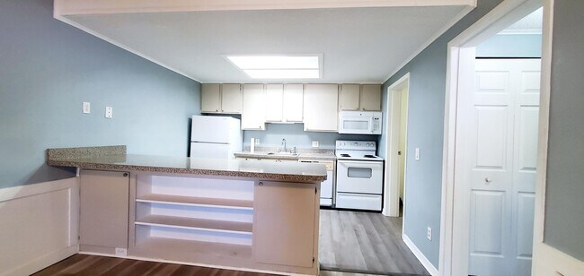 Foto del edificio - 560 7th Pl