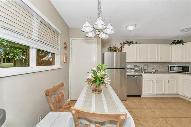 Foto del edificio - 4113 Juneberry St
