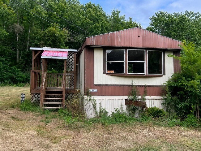 Building Photo - 152 Burnt Mill Rd