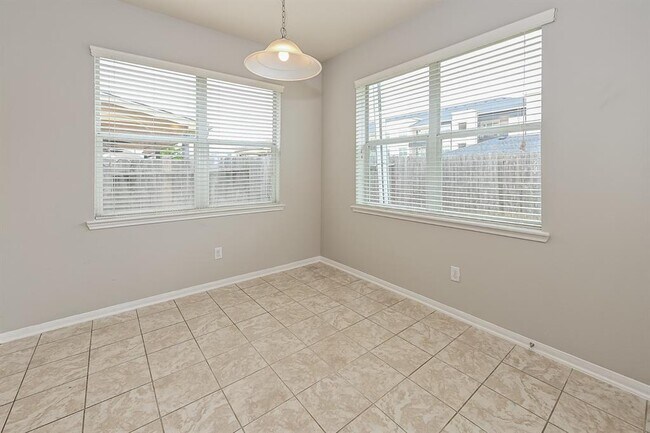 Foto del edificio - 14531 Carmine Glen Drive