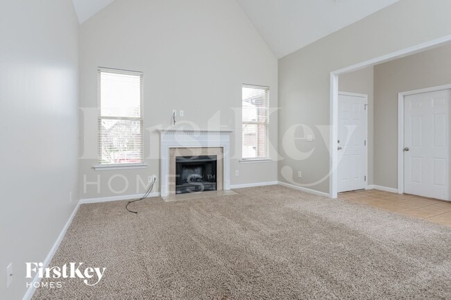 Building Photo - 1000 Medinah Dr