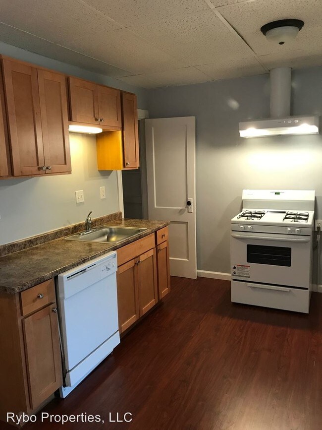 5207 Sutherland 1E, St Louis, MO 63109 Condo for Rent in St Louis