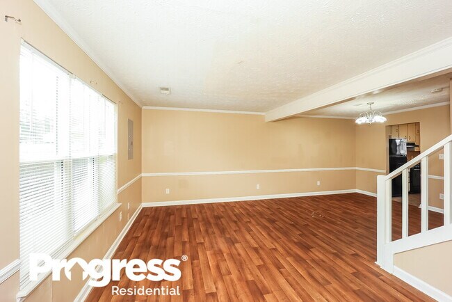 Building Photo - 8194 Canyon Forge Dr