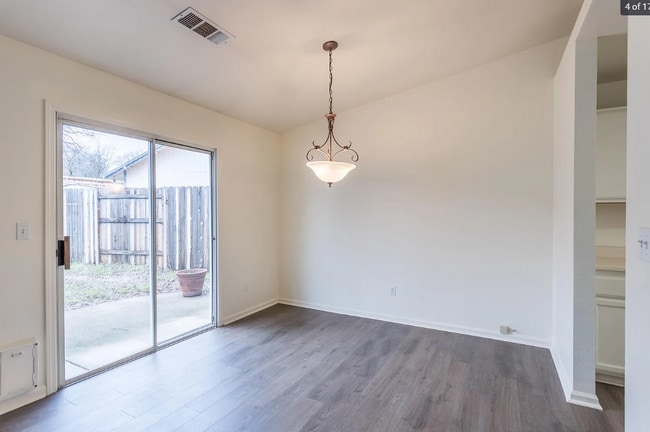 Foto del edificio - 1573 Wingsetter Way