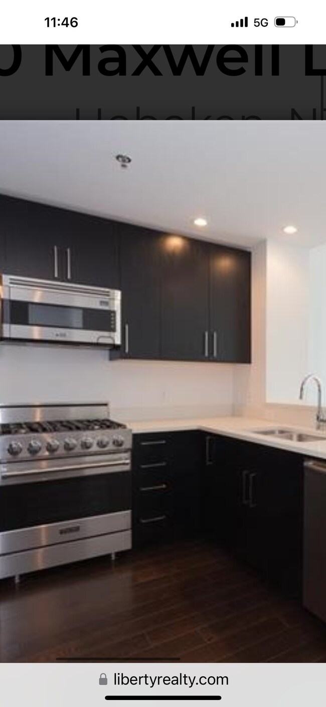 Foto del edificio - 1100 Maxwell Ln