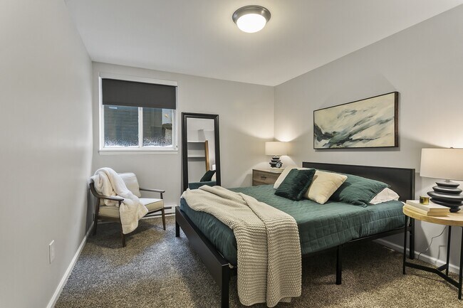 Building Photo - The Highlands Apartments