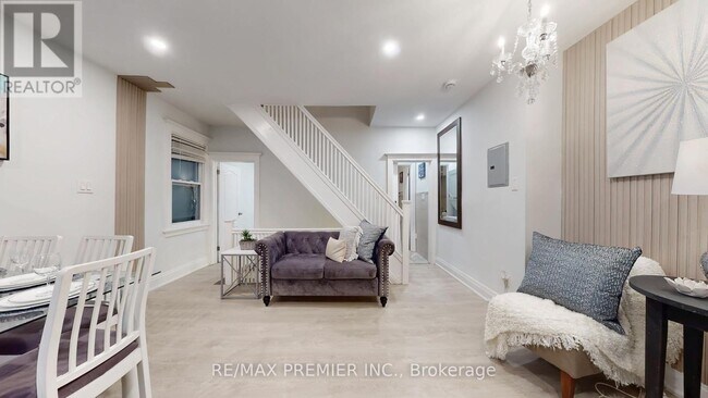 Photo du bâtiment - 454 Gerrard St E