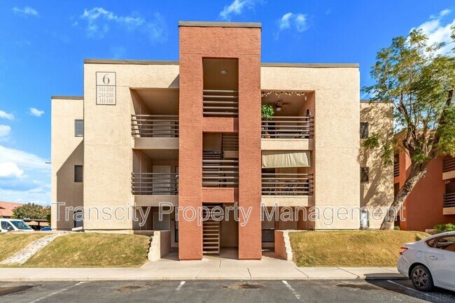 Foto del edificio - 1340 N Recker Rd