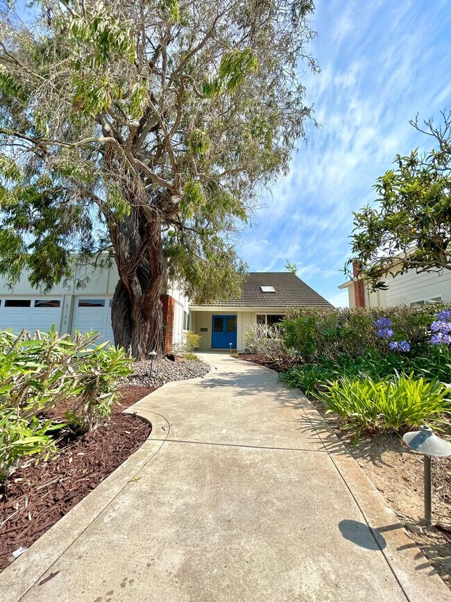 Foto del edificio - Beautiful fully remodeled home in sunny San Diego!