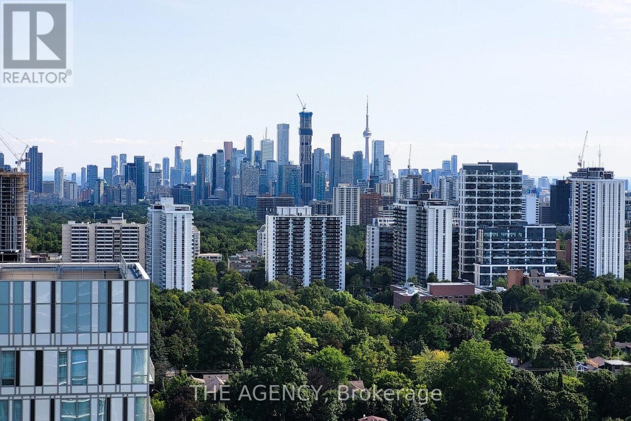 Photo principale - 125-3125 Redpath Ave
