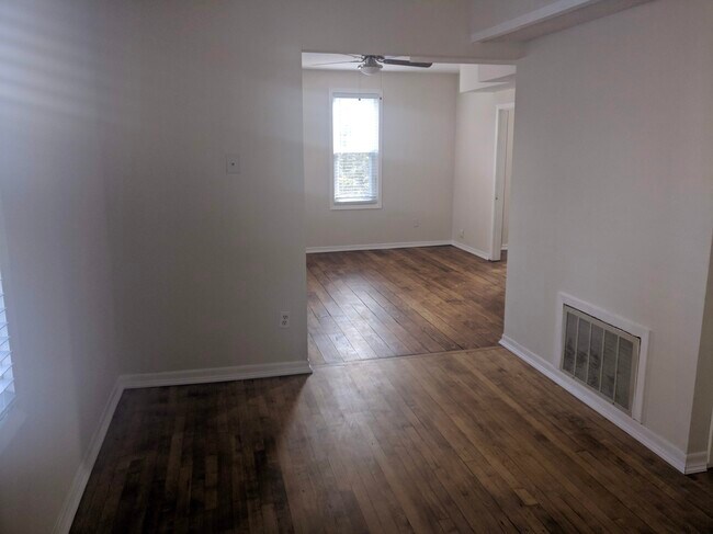 Foto del edificio - 211 17th Avenue Northeast