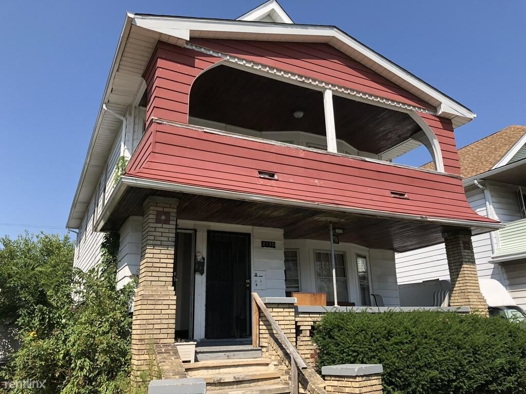 Primary Photo - 2130 Chesterland Ave