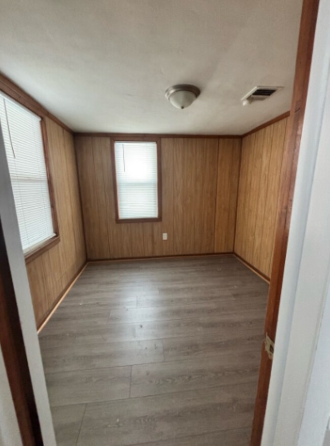 Foto del edificio - 314 Liston Ave