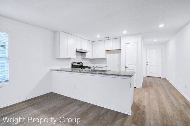 Foto del edificio - 4 br, 2.5 bath House - 14823 Greenfield Mill