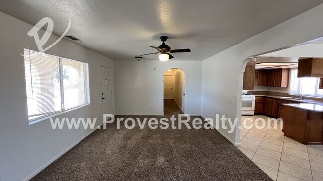 Building Photo - 3 Bed, 2 Bath Apple Valley Home!!!