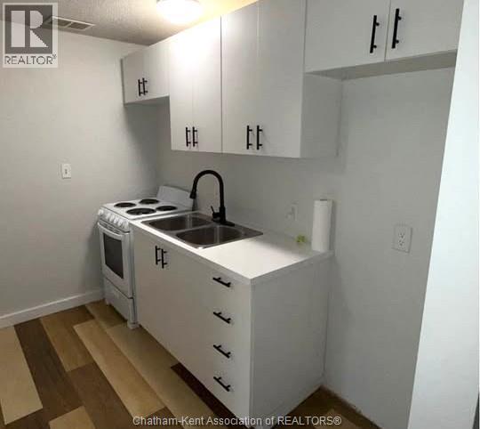 Photo du bâtiment - 89 Sheldon Ave