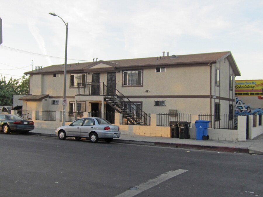 Building Photo - 5227 S Vermont Ave