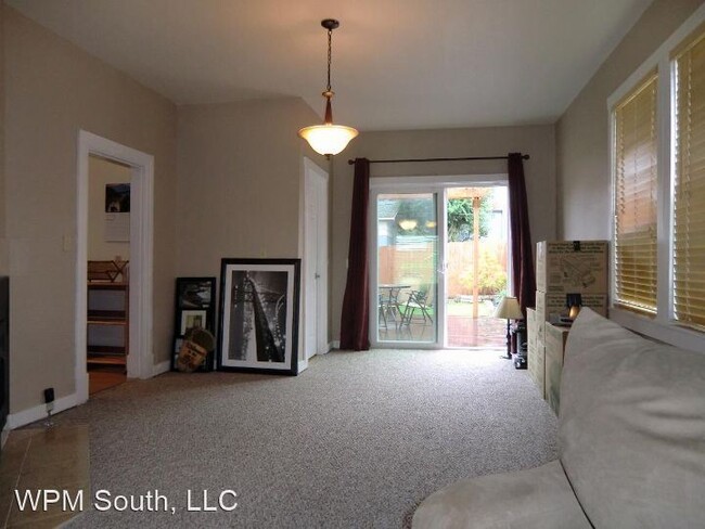 Building Photo - 2 br, 1.5 bath House - 814 S 15th St